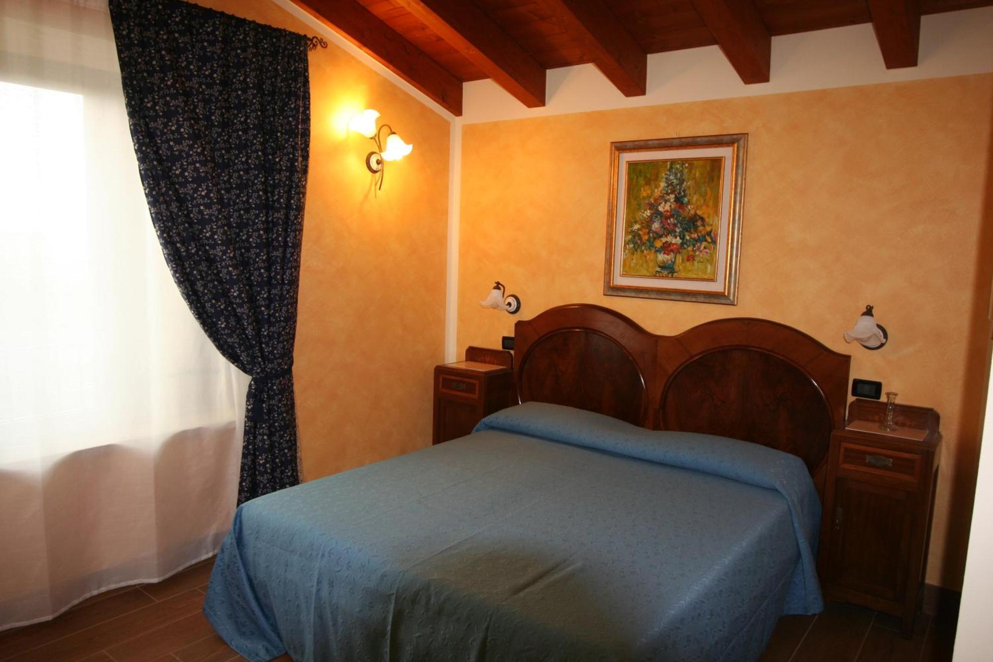 Casa San Marco Farm stay Castelnuovo del Garda